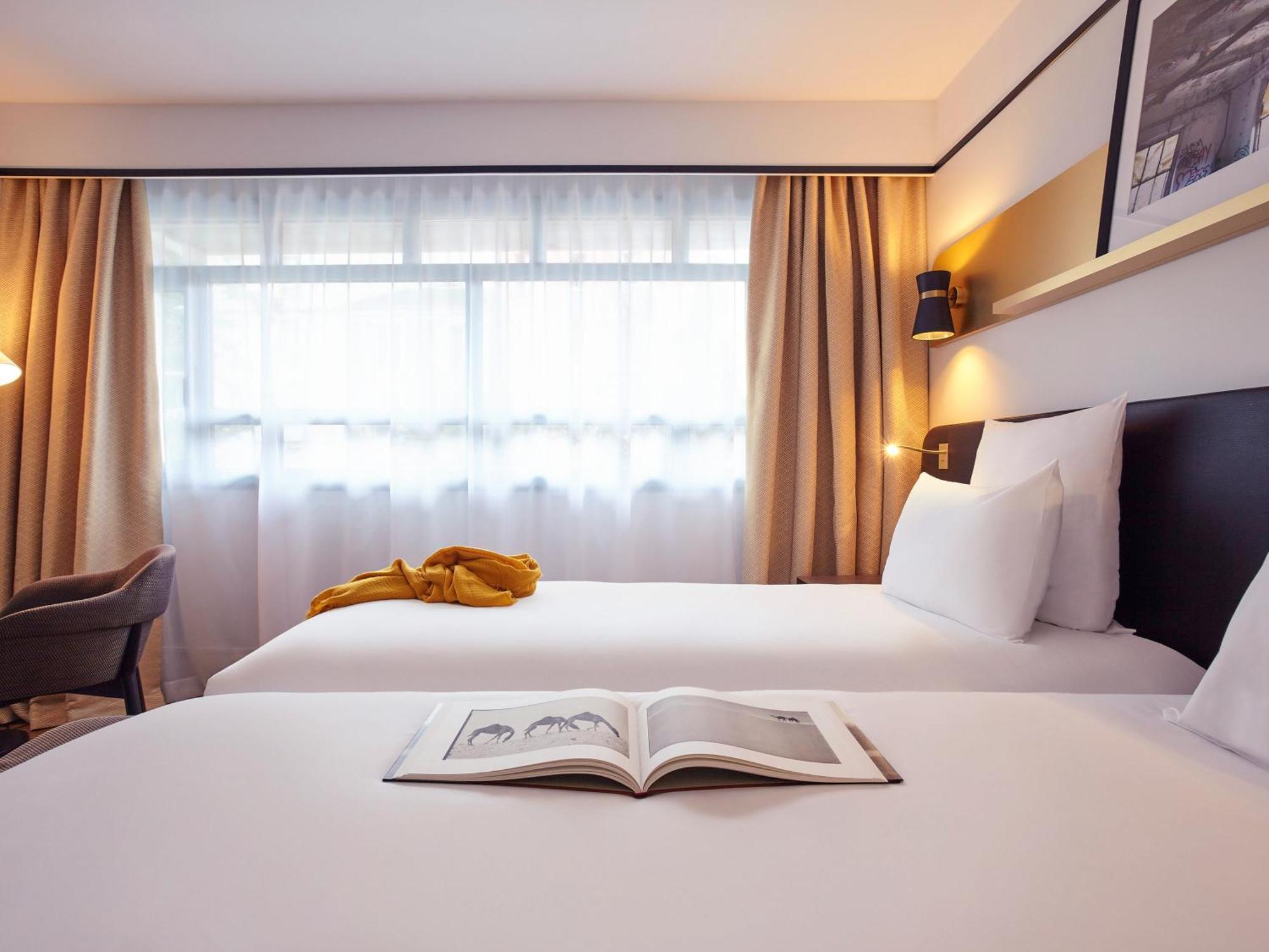 Hotel Mercure Paris Saint-ouen 4*
